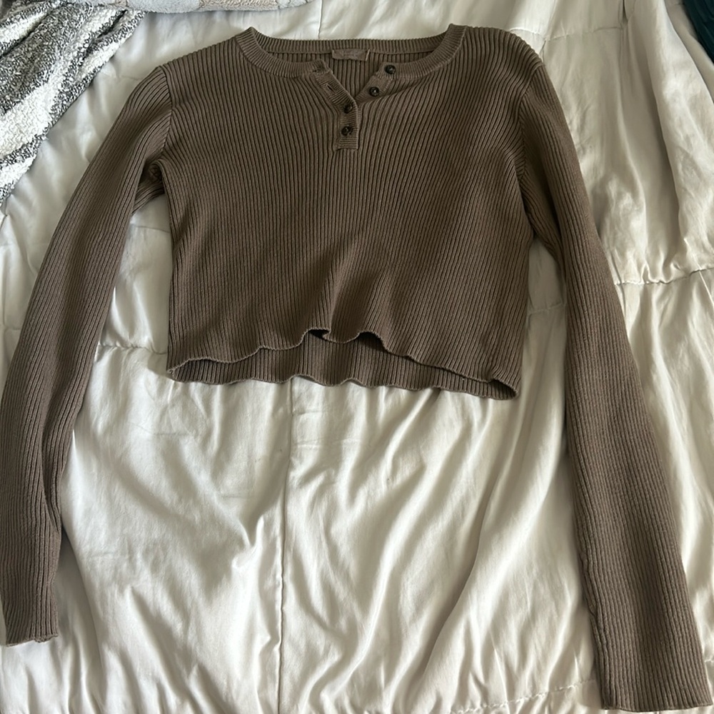 Brandy Melville top, never worn, one size